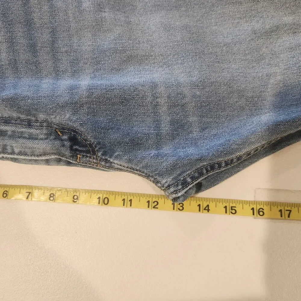 Levi's Mens 505 Medium Wash Straight Leg Jeans Size 38x30 Casual Minimalist